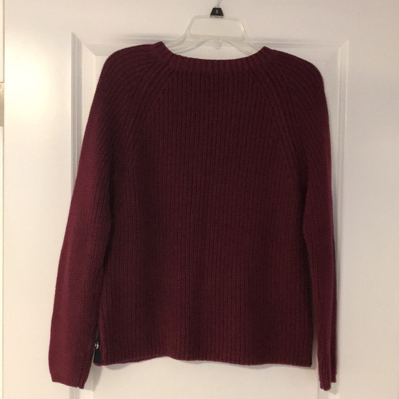 Gap Sweater - Picture 5 of 5